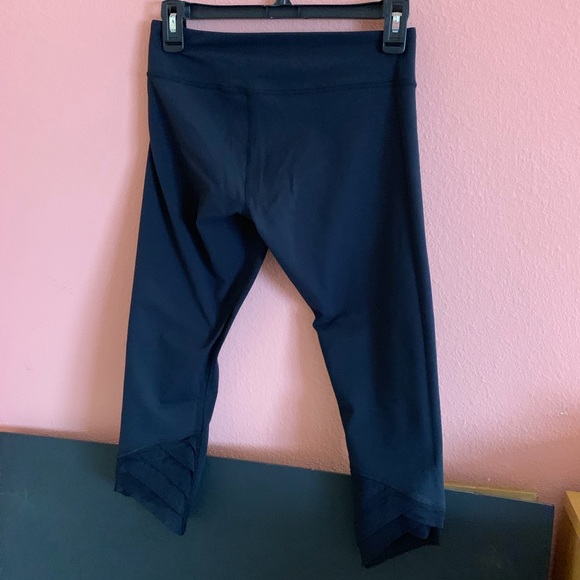 lululemon athletica Pants - Lululemon Capri Leggings, Black, Size 4